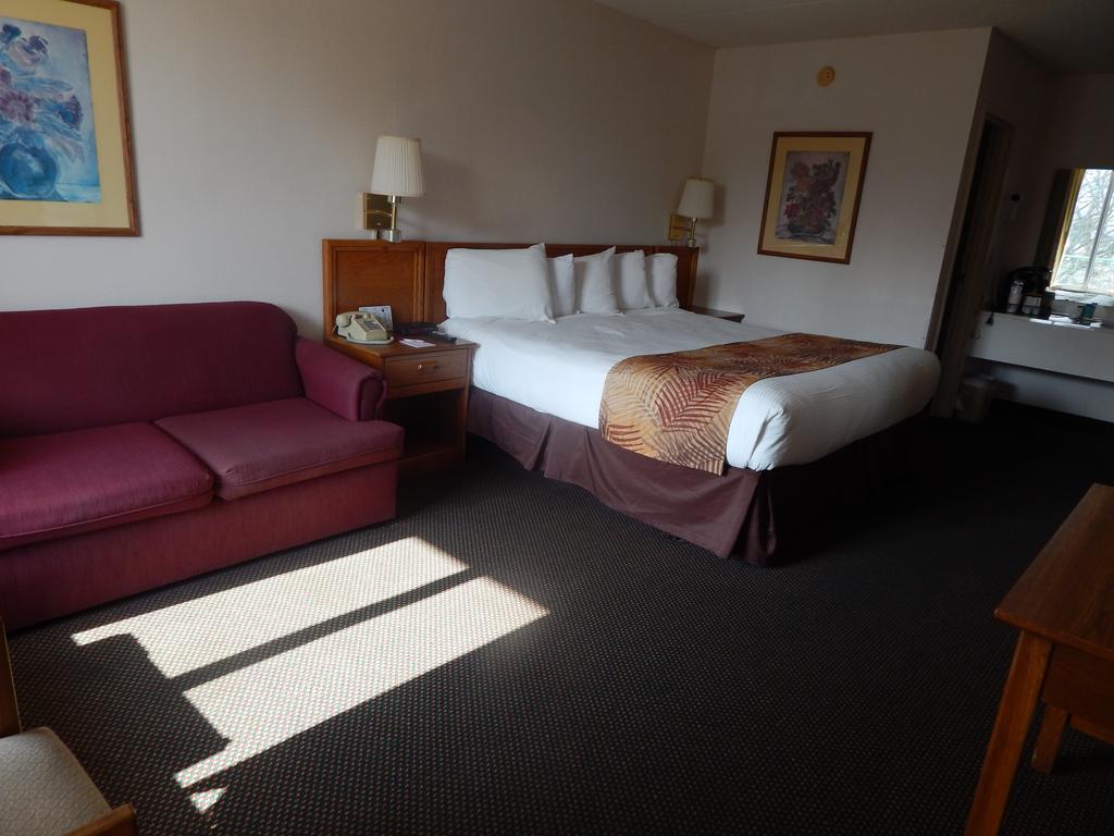 Ramada Branson Hotel And Resort Room photo